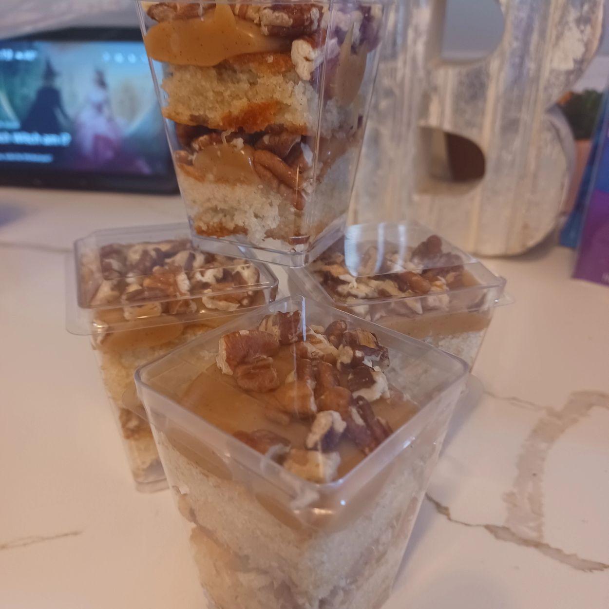 Caramel Butter Pecan Cake