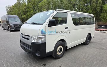 (LHD)  Toyota Hiace Standard Roof MT