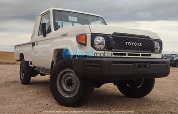 Toyota Land Cruiser LC79 S SC V6 4.2 Diesel 2024  