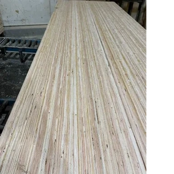 Laminated veneer lumber core