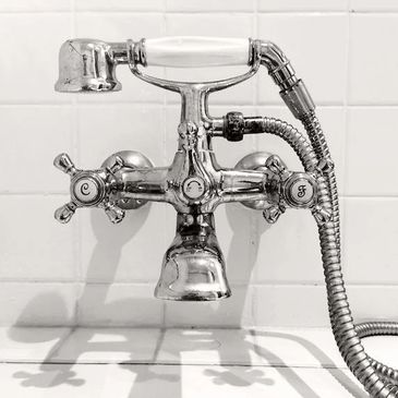 bathroom fitting, tap changes, plumber, leaky taps