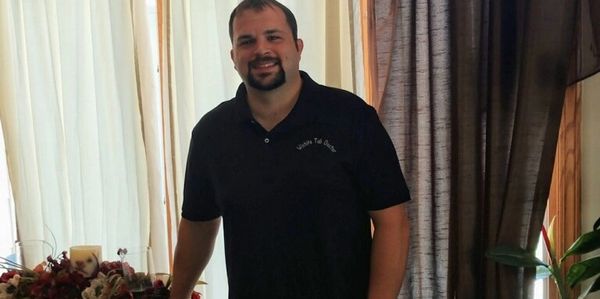 Owner of Wichita Tub Doctor, Bill Temple