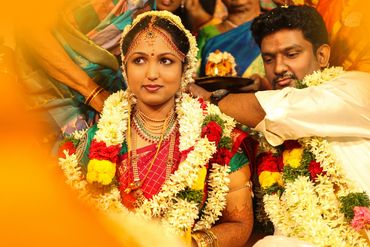 Candid Tamil wedding muhurtham moment in Karaikudi by Luster Pearl Media