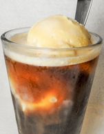 Nitro Coffee float, gelato and nitro coffee drink. cater gelato and coffee tampa bay. wedding events