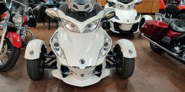 Arizona Fun Time Rentals - rent a Can-Am Spyder