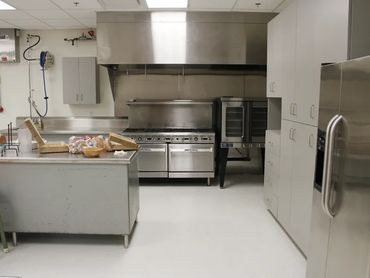 Kitchen: Monticello United Methodist Church 