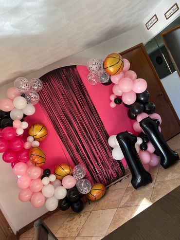 Balloon Ring starts at $200 and up.