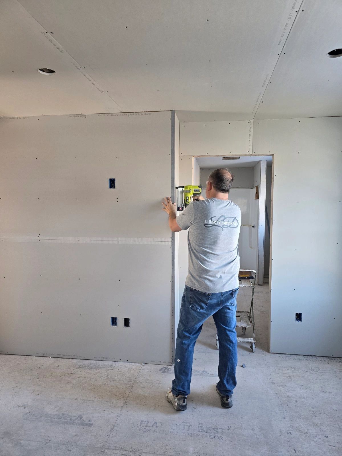 drywall contractors in Lewiston, ME