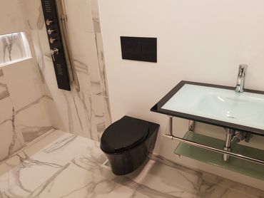 Euro style bath, floating toilet