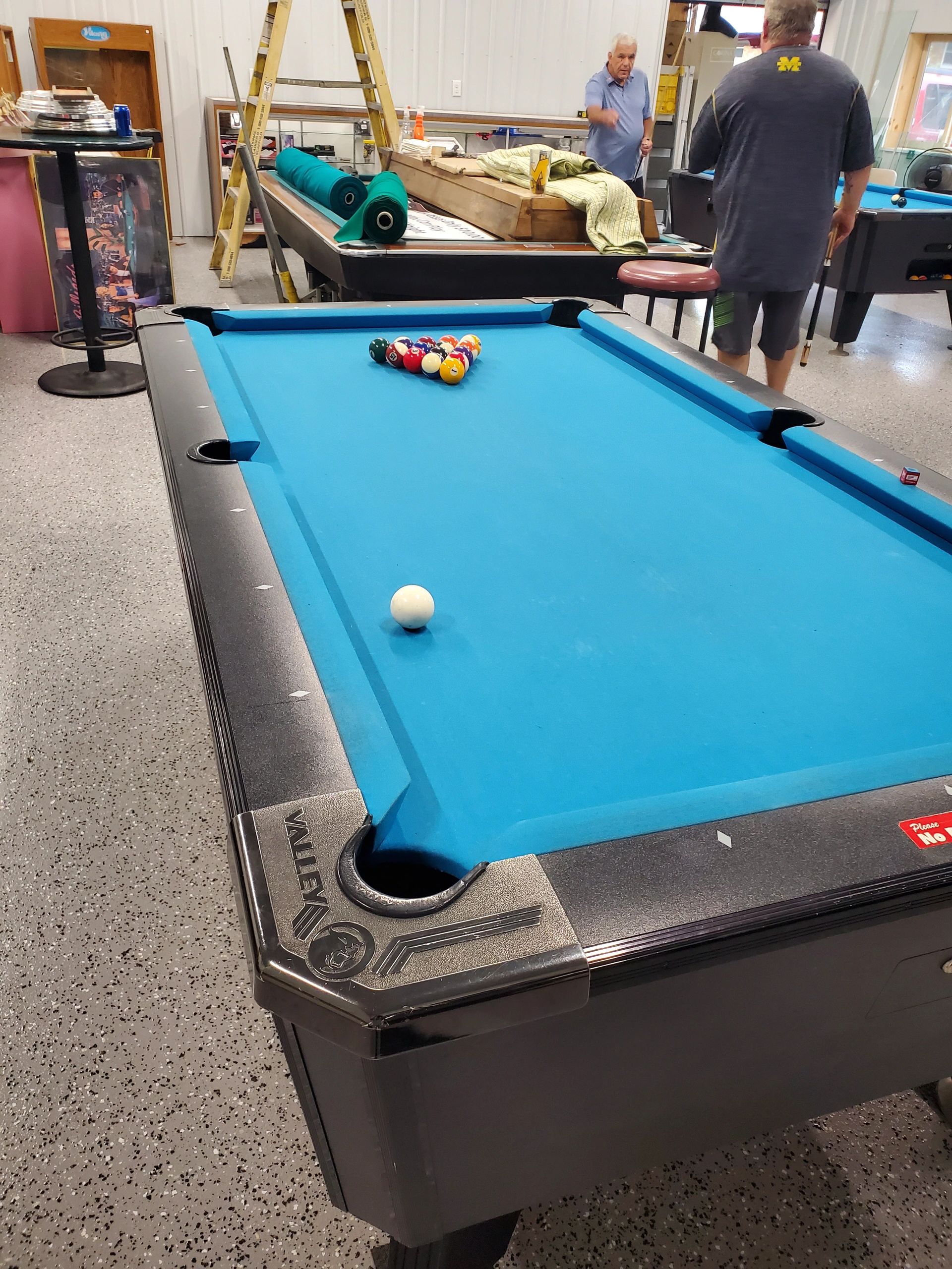 how to refelt a valley pool table