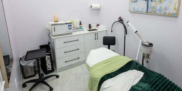 Classic Facial treatment room