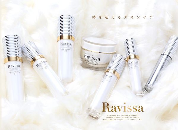 Ravissa 是日本沙龍級高機能抗老護膚品牌，以獨家專利「還原水素水」為全線基底，擁有絕佳的高滲透與抗氧化力。品牌堅持「8大無添加」溫和配方，結合植物幹細胞與機能性胜肽，為肌膚提供極致的修護與緊致拉