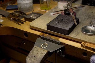 Jewelry work station