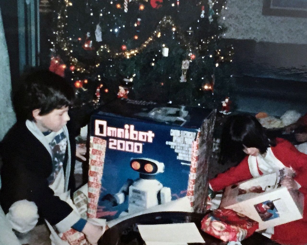A robot Christmas! Opening my Omnibot 2000 as my sister discovers Teddy Ruxpin, a talking animatronic bear