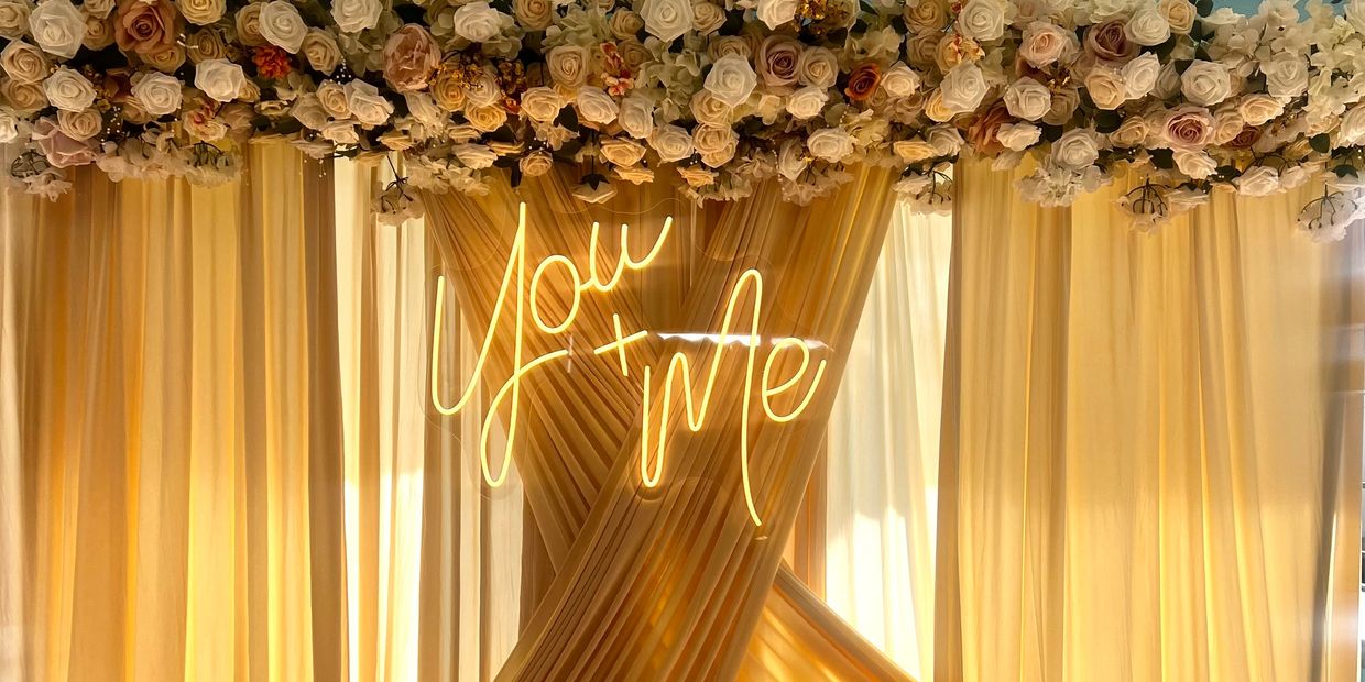 Elegant wedding backdrop