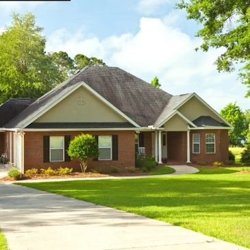 Lawn Maintenance and House Wash Services. Pine straw and mulch installation.