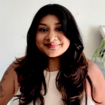 Iris Torres, LCSW
Mexican immigrant and Spanish speaking therapist in Portland, Oregon