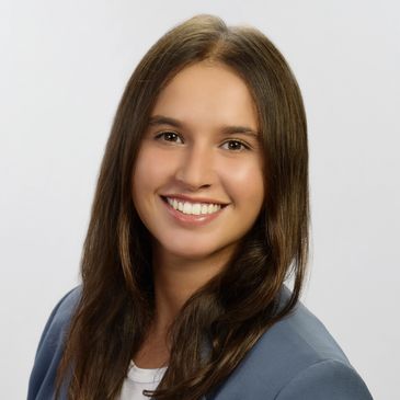 EMDR therapist, BIPOC provider, BIPOC therapist. Trauma therapist, Morgan Hoffman, CSWA