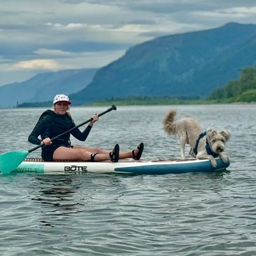 dog therapy, Portland doodle, get outside, paddle board, dog paddle boarding, outdoor therapy