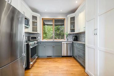 Custom two tone kitchen in shaker style 