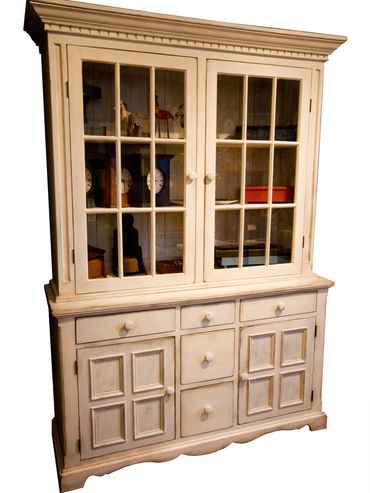 hutch buffet custom made furniture dove-tailed drawer solid wood milk paint