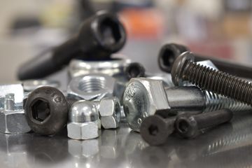 Hex Bolts Class 8 & 10, Hex Nuts, Nylon Metal Locknuts, Wing & Rod Coupling Nuts, Pan & Flat Hd 