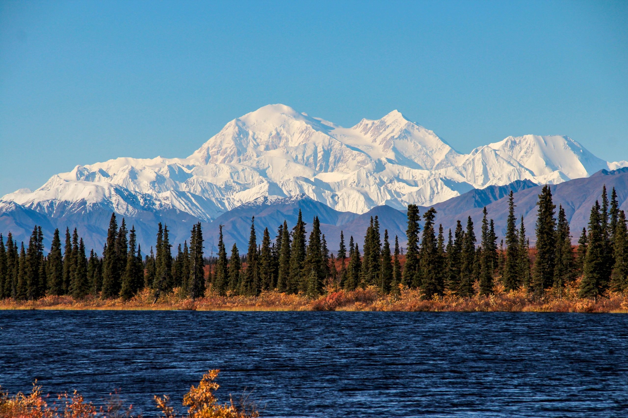 Самый северный нац парк. Аляска гора Мак Кинли. Национальный парк Денали, штат Аляска. Гора Денали (Мак-Кинли). Аляска, гора Мак-Кинли/Денали..