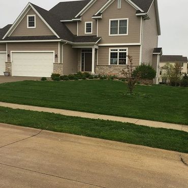 Bettendorf lawn care service
Davenport lawn care service
Mowing Bettendorf IA
Mowing Davenport IA
