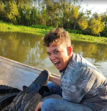 Guided alligator hunts