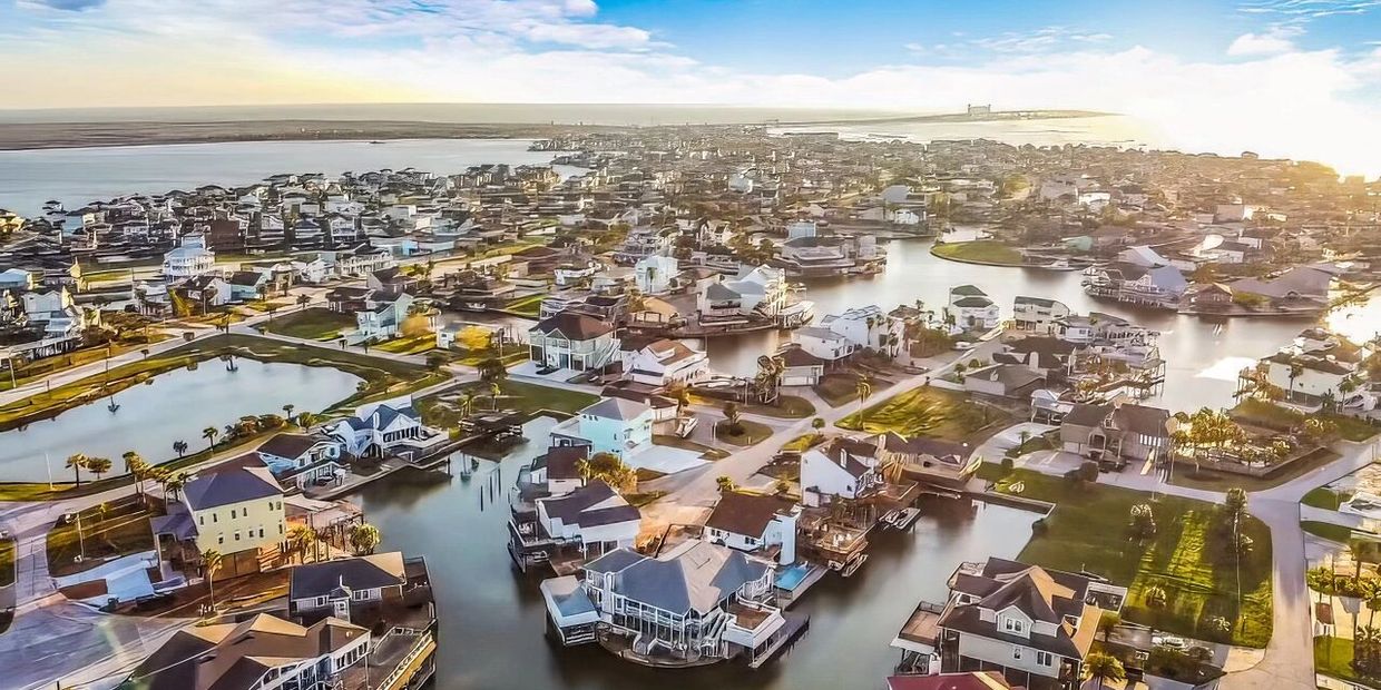 Shane McDermott actor artist realtor Galveston Texas Tiki island beach life living galveston