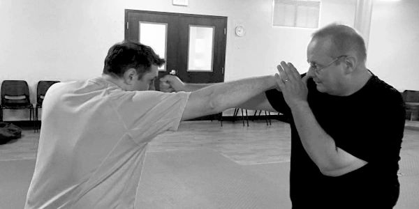 Tom Ridgeway demonstrating Jeet Kune Do Trapping from Bruce Lee Wing Chun/JKD self-defense training