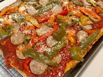 sausage  and peppers Sicilian whole pie