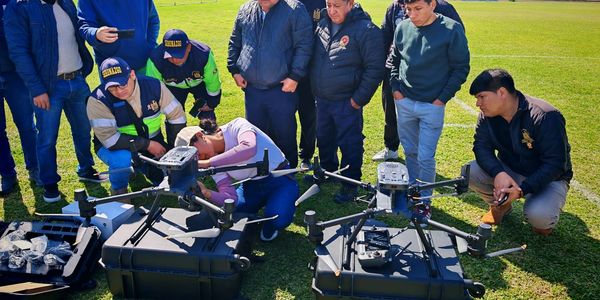 Profesionalismo de nuestro equipo de trabajo capacitando a personal en el uso correcto del matrice