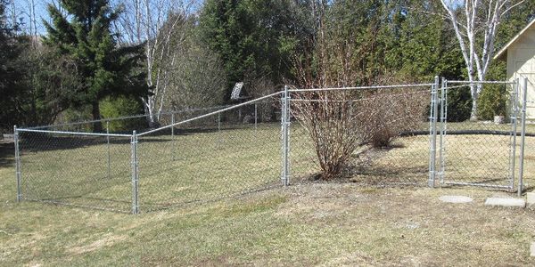 chain link fence