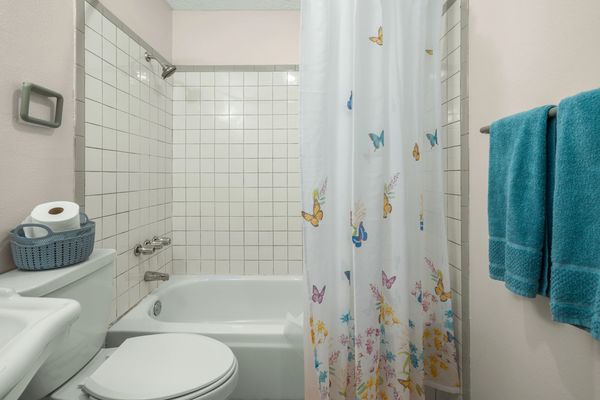 Interior of Audrey’s Place vacation rental in downtown Sebring