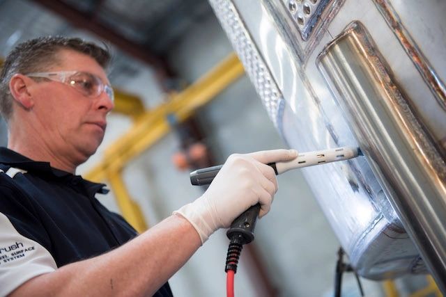 máy tẩy, làm sạch mối hàn inox Tig Brush