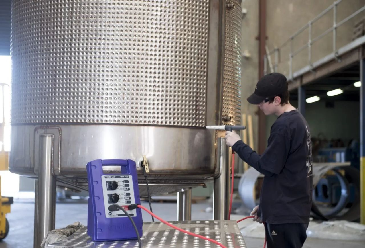 Máy làm sạch, tẩy mối hàn inox điện hoá Tig Brush Máy làm sạch, tẩy mối hàn inox điện hoá Tig Brush