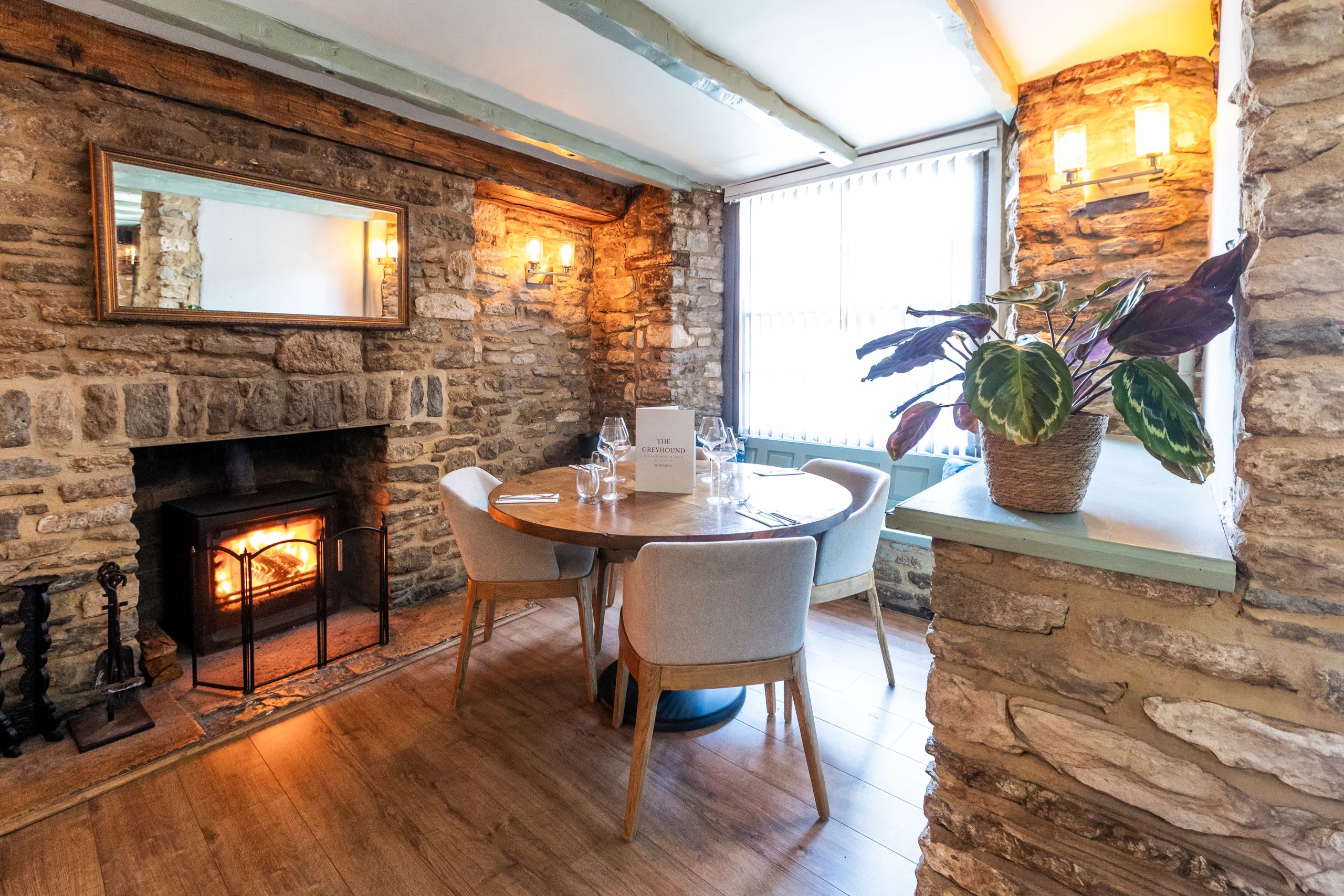 The Greyhound - Malmesbury