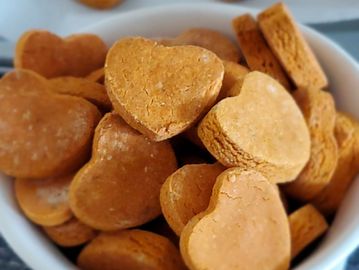 Heart shaped pizza flavour dog treats. Dog's cannot resist these!