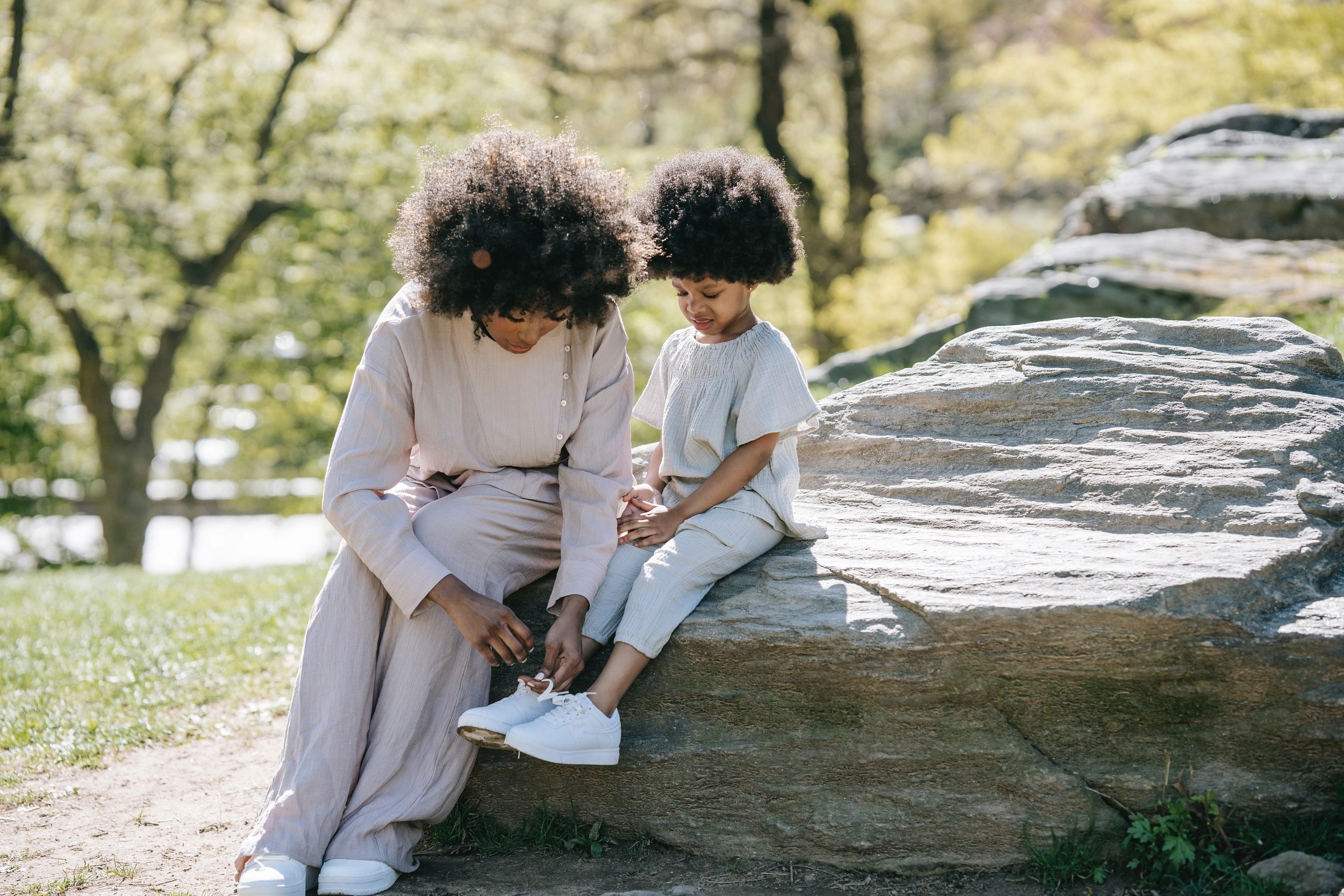 Step-by-Step Guide: Teaching Your Kids How to Tie Shoelaces - Tying Shoelaces Without Assistance For Kids