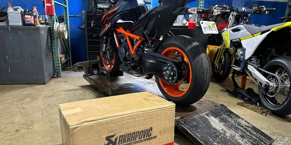 Full Exhaust Install On A Ktm 1290 Super Duke!