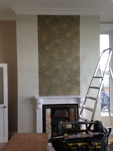 Lining prior to wallpapering in Kirkley, Lowestoft with a Brewers bought wallpaper.