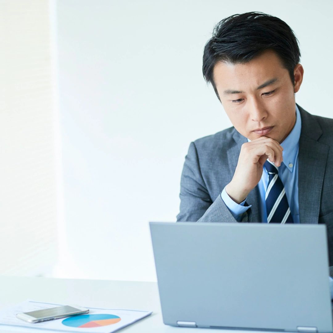 Investigator documenting findings during a workplace investigation
