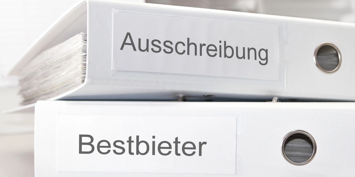 Ausschreibung, Anbieter, Bestbieter, Vergabe
