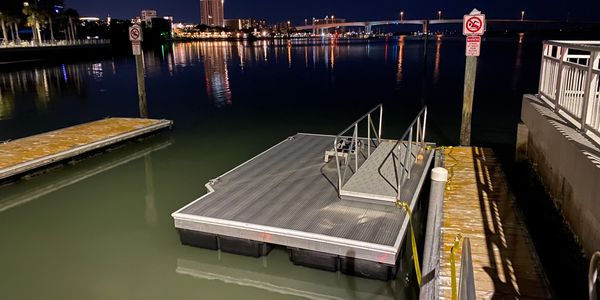 Floating Dock and gangway