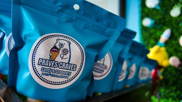 Praves Craves 
                          Candy & Creamery