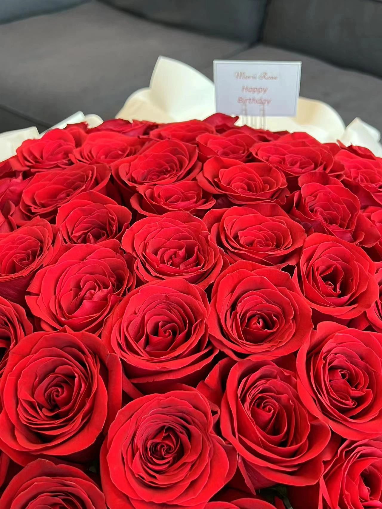 99 Red Roses