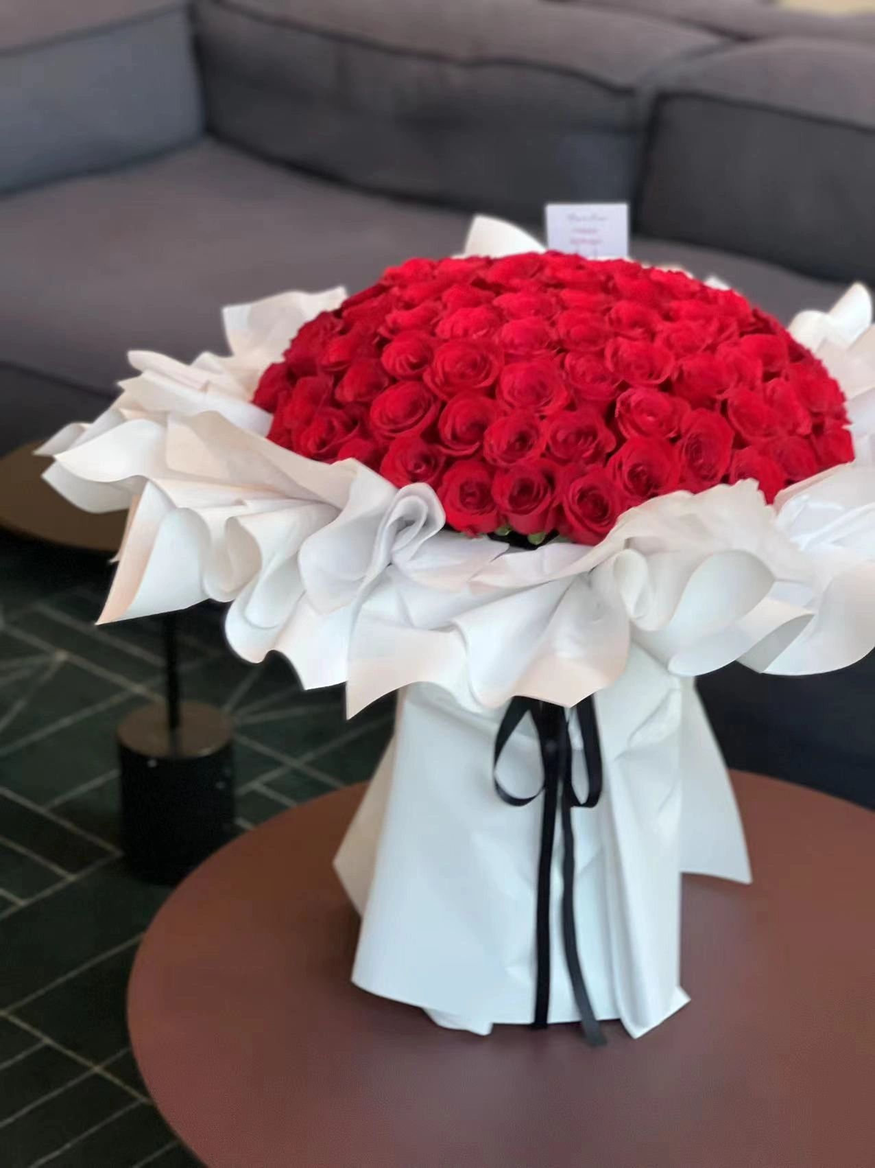 99 Red Roses