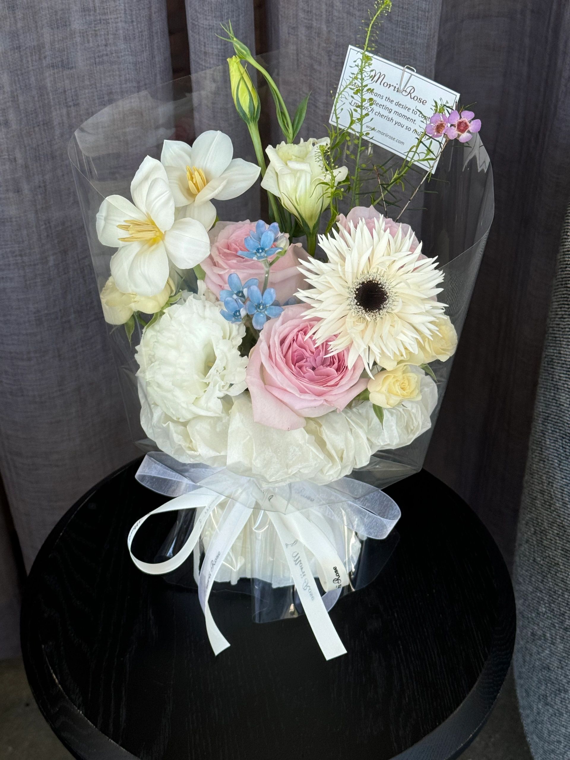 Pink and white small fresh bouquet