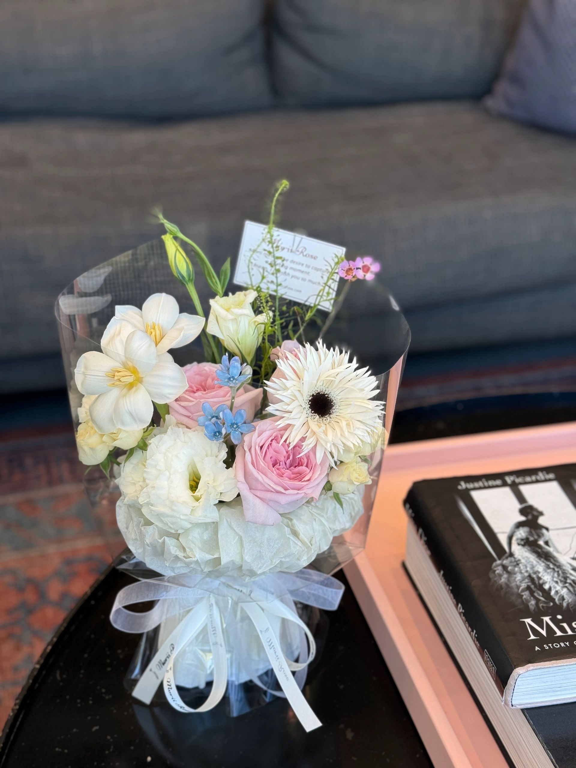 Pink and white small fresh bouquet